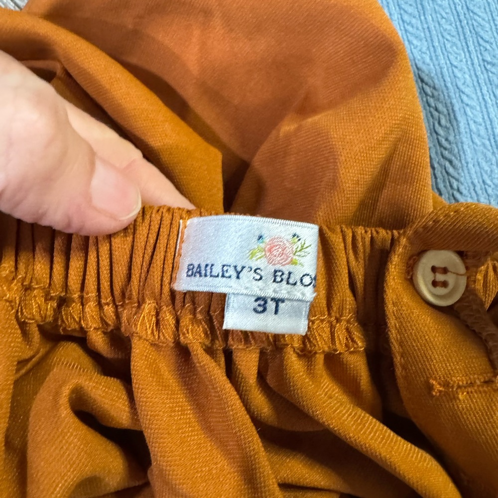 Bailey’s Blossoms Bundle - Picture 9 of 14